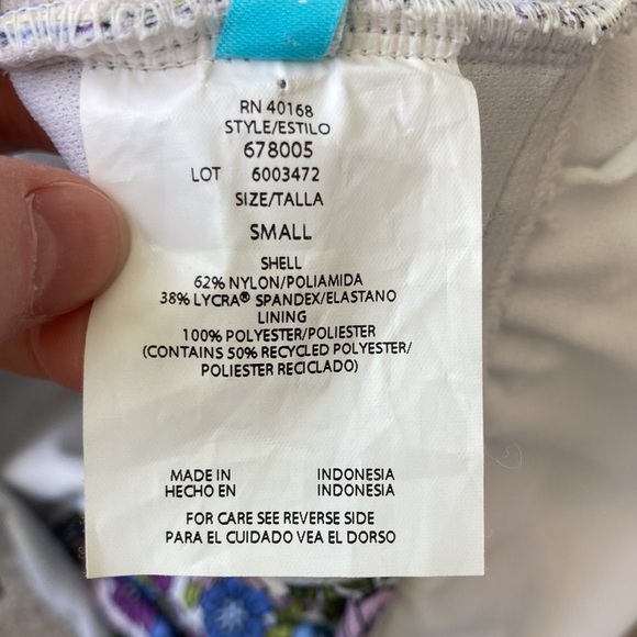 Beach Betty full coverage swim suit. Size S - Picture 6 of 7